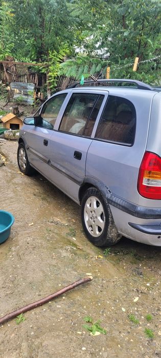 Opel zafira 1.8 benzina și gpl