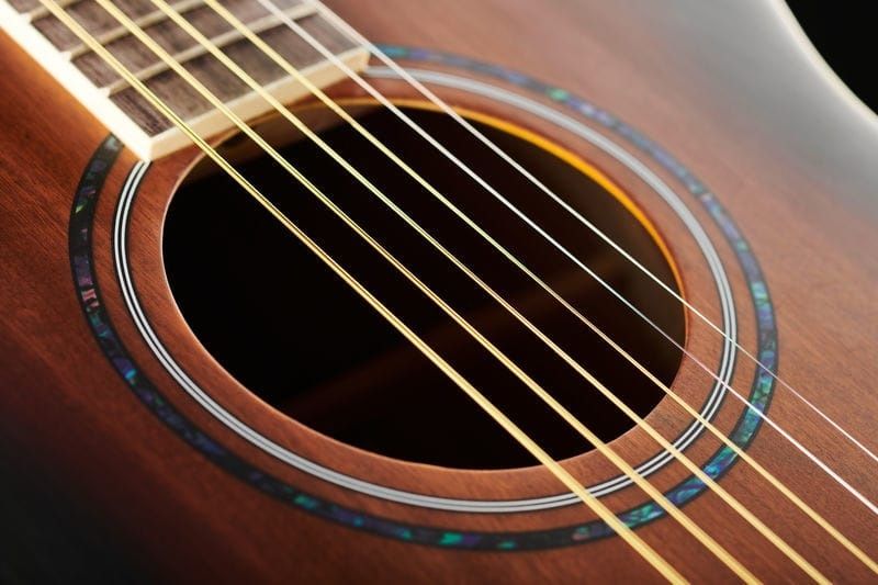 Chitara acustica