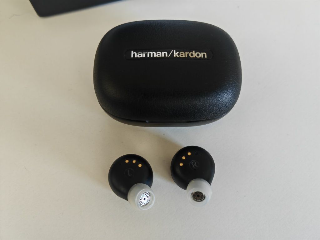 Безжични слушалки Harman Kardon FLY TWS