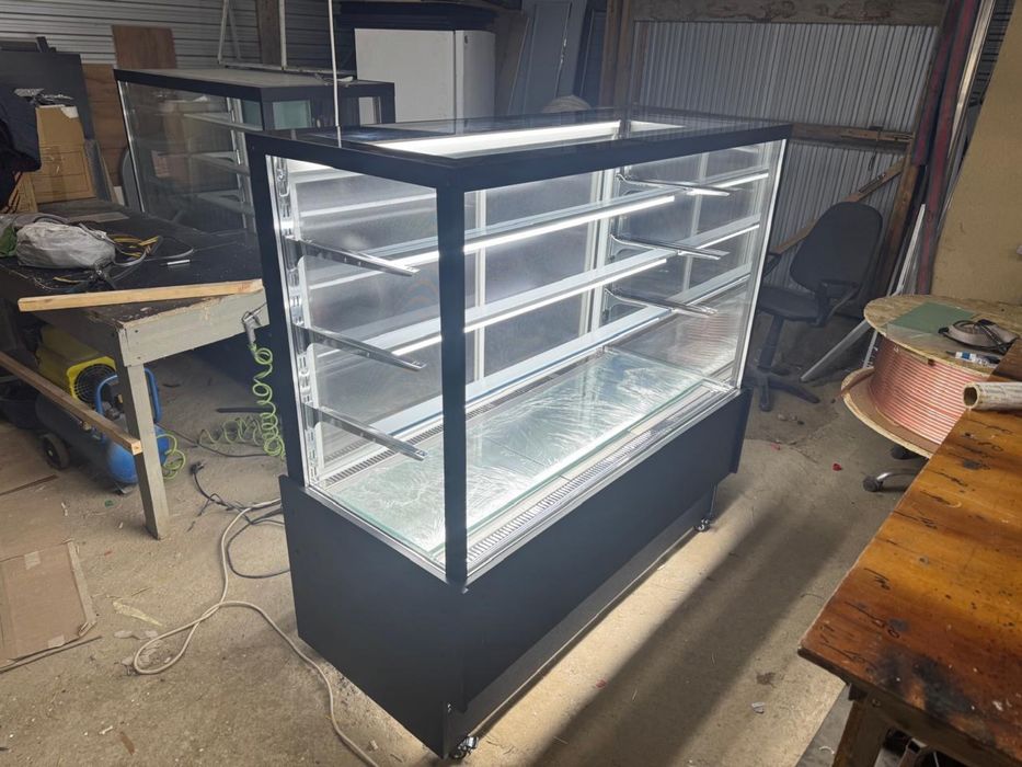 холодилник вытринний