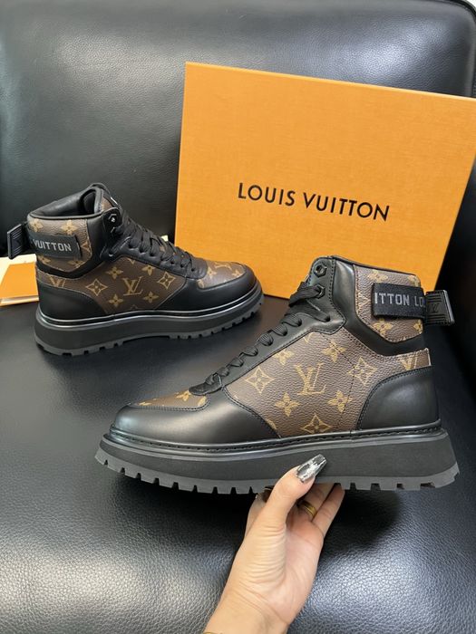 Ghete Louis Vuitton , calitate premium , noi , pe comanda , 42