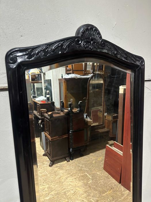 Toaleta Vintage cu oglinda Stil Florentin; Comoda cu ornamente