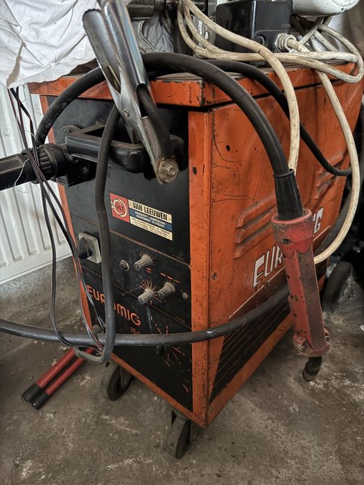 Aparat de sudat profesional cu sarma EuroMig