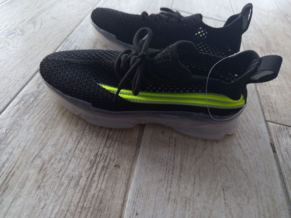 Adidasi cu lumini 35