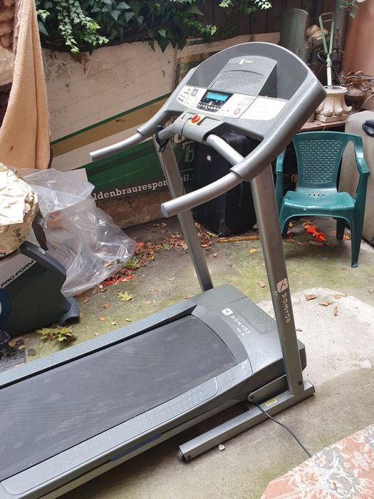 Vând banda de alergat