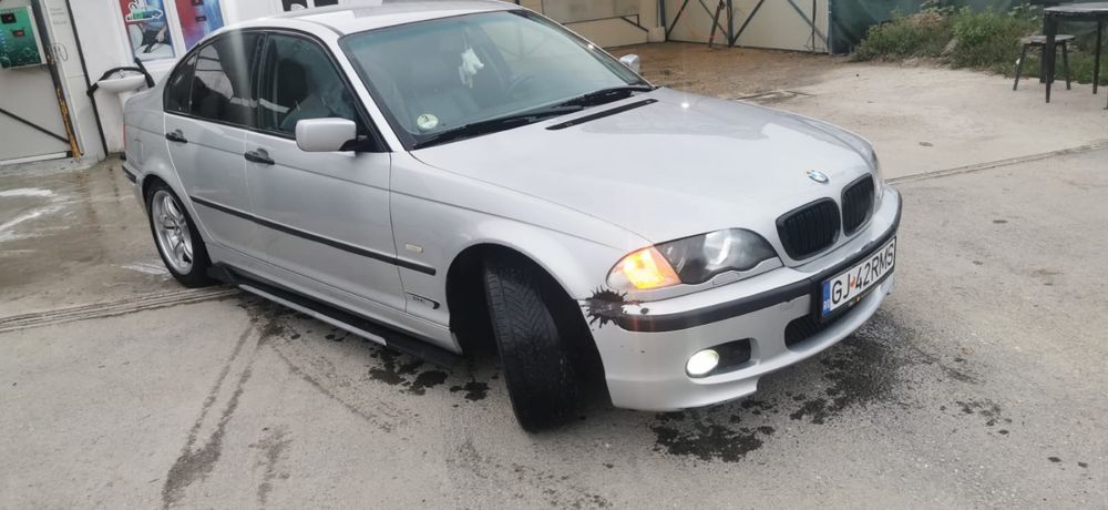 Vand sau schimb cu golf 5