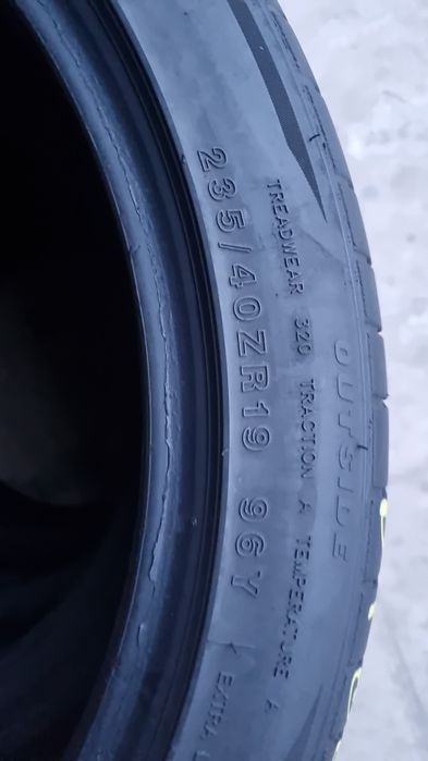 4 Anvelope Vară Tristar 235 40 ZR19 Stare Perfectă