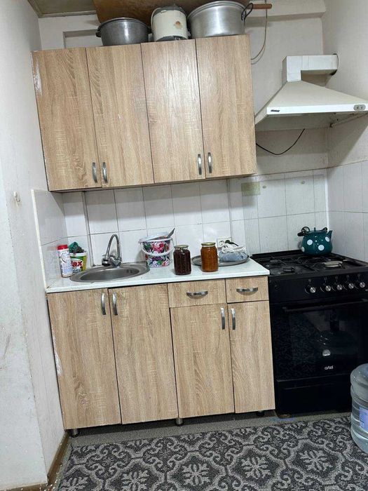 kvartira Qizlarga Oylaga