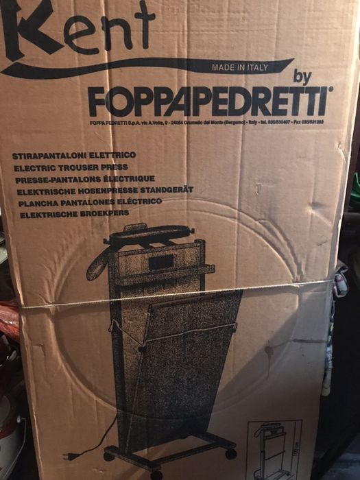 Foppapedretti електрическа преса(закачалка) за паталони