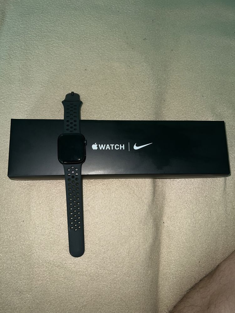 Apple Watch Nike 7, 41mm, Nike