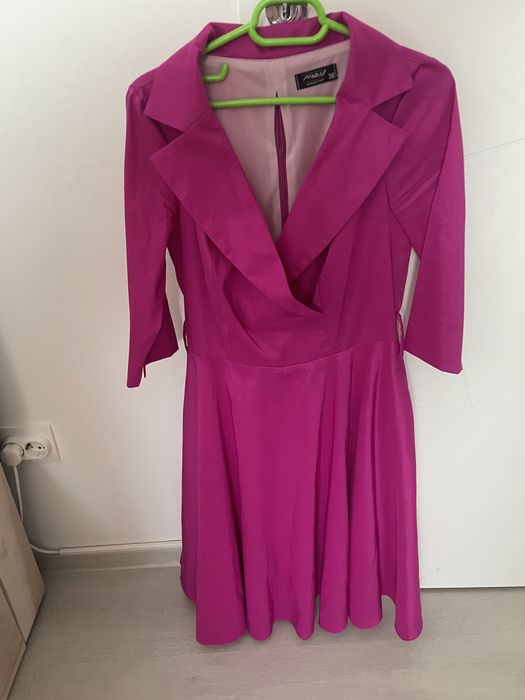 Rochie roz marimea 36
