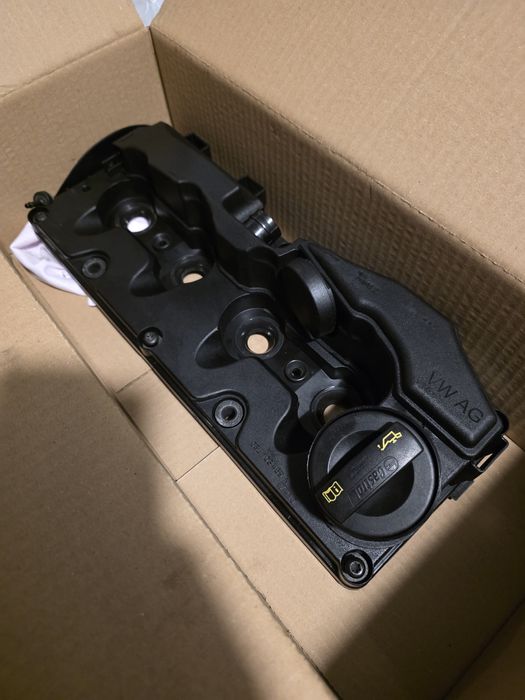 Capac culbutori OEM Audi A4 B8 Facelift 2.0 TDI CGLC