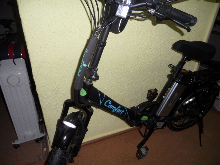 Bicicleta electrica pliabila din aluminiu