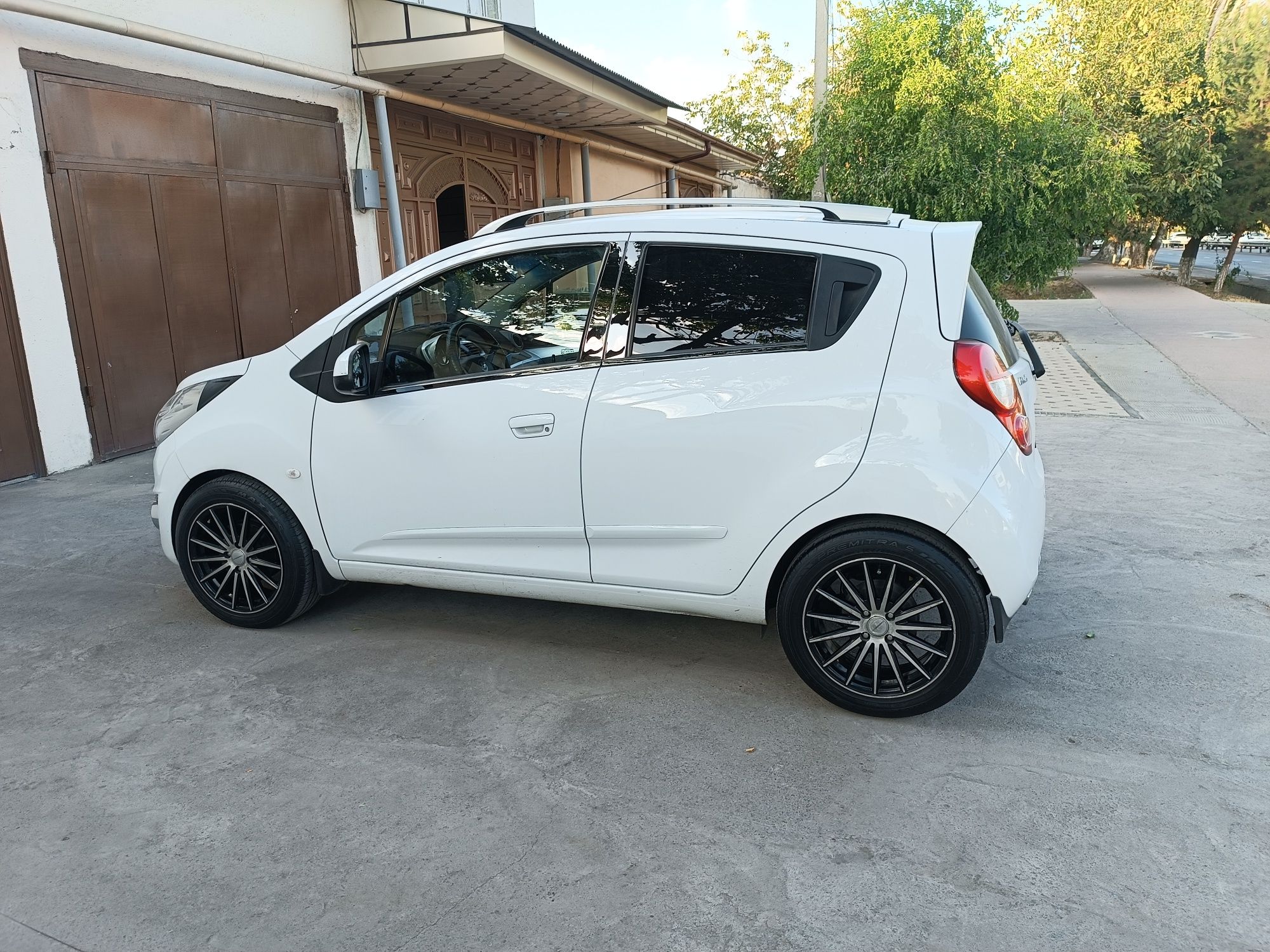Vossen Diska Balon 195 55 R16 Holati yaxshi ayibi yoq