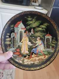 Тарелка фарфоровая коллекционная (Палех, роспись, золочение)