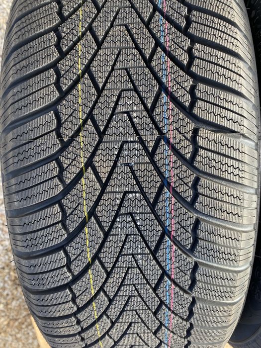 225/55/18 Зимни Нови Sonix