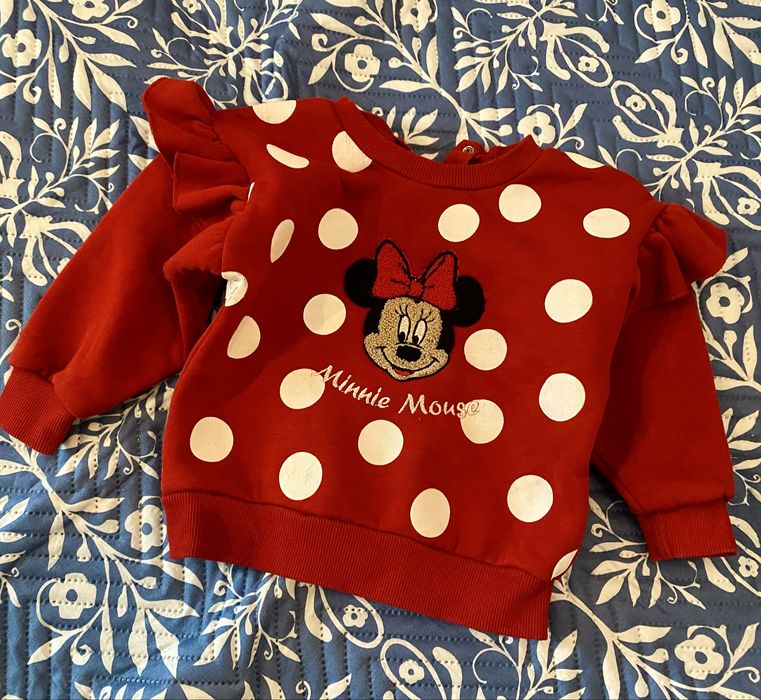 Bluza groasa rosie cu buline cu Minnie Mouse marimea 74-80