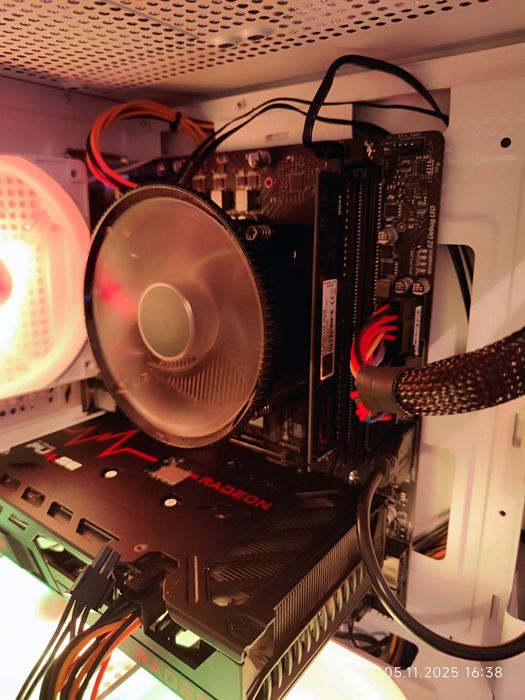 Геймърски i5 12400f, RX 6500 XT 4GB, RAM 16GB DDR4 3200, SSD 512GB NVM