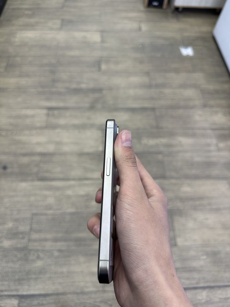 Iphone 15 Pro nasiya savdo bor