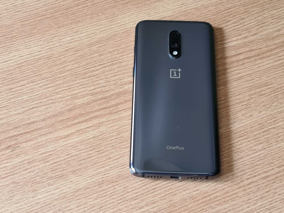 OnePlus 7; Mirror Gray; 256 GB; 8 GB RAM; Ca Nou