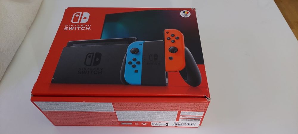 Vând Consolă Nintendo Switch