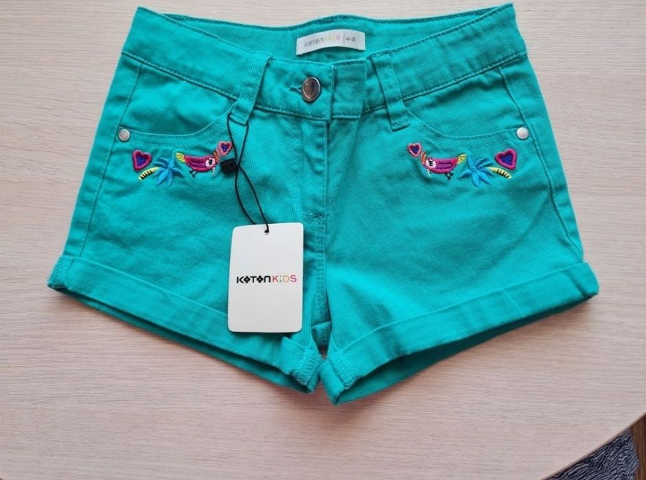 Джинсовые шорты на 4-5 лет