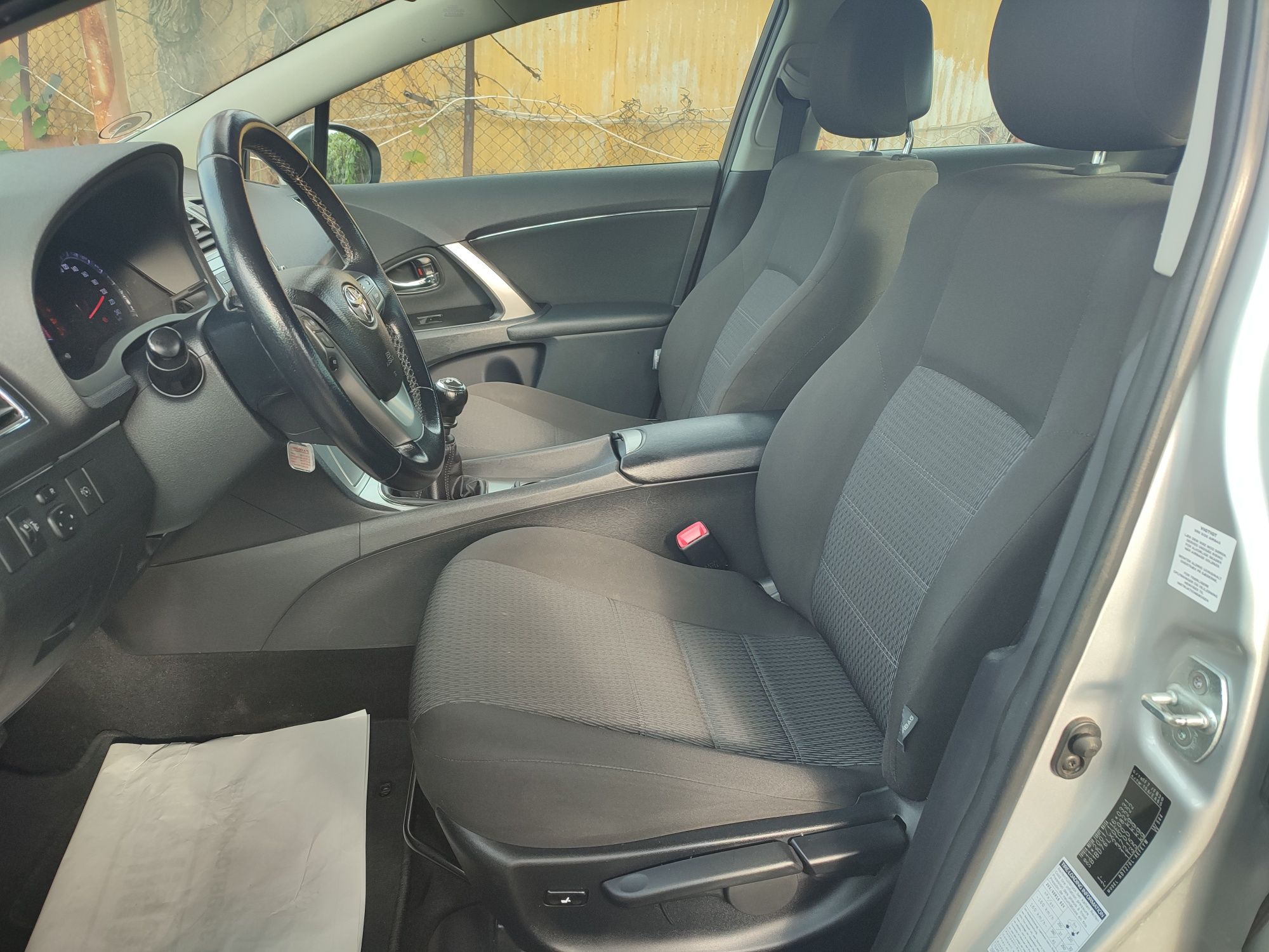 Toyota Avensis 2.0 d navi