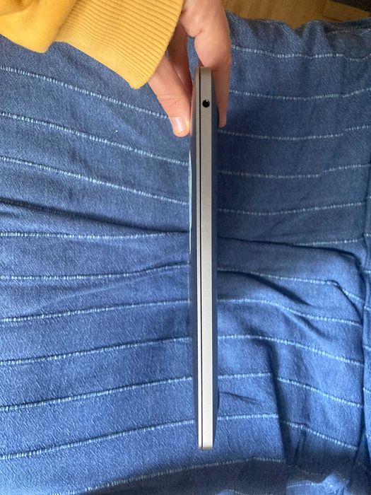 Macbook Pro M1 2020 în stare excelentă