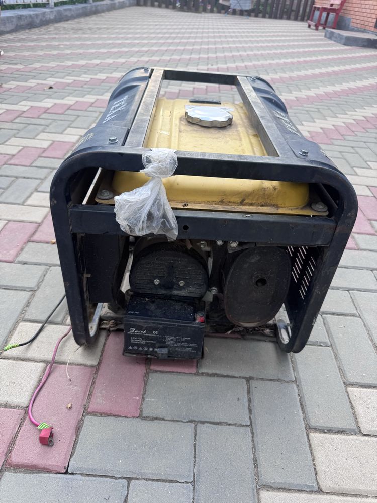 Продам генератор