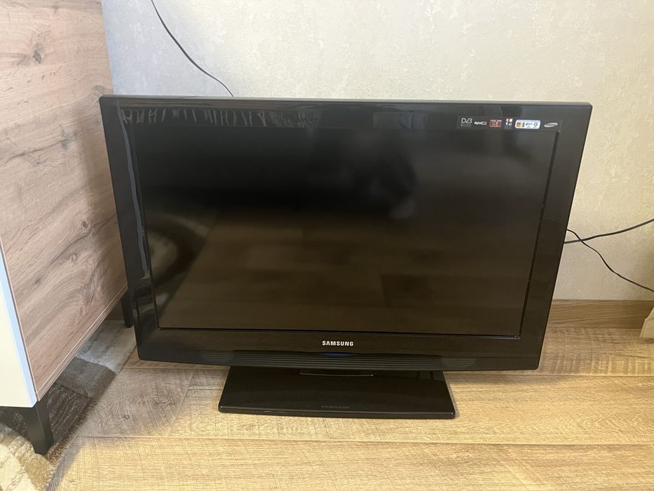 Телевизор Samsung