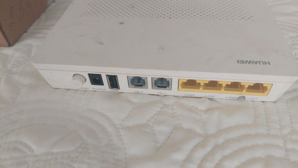 Продам роутер (модем) huawei