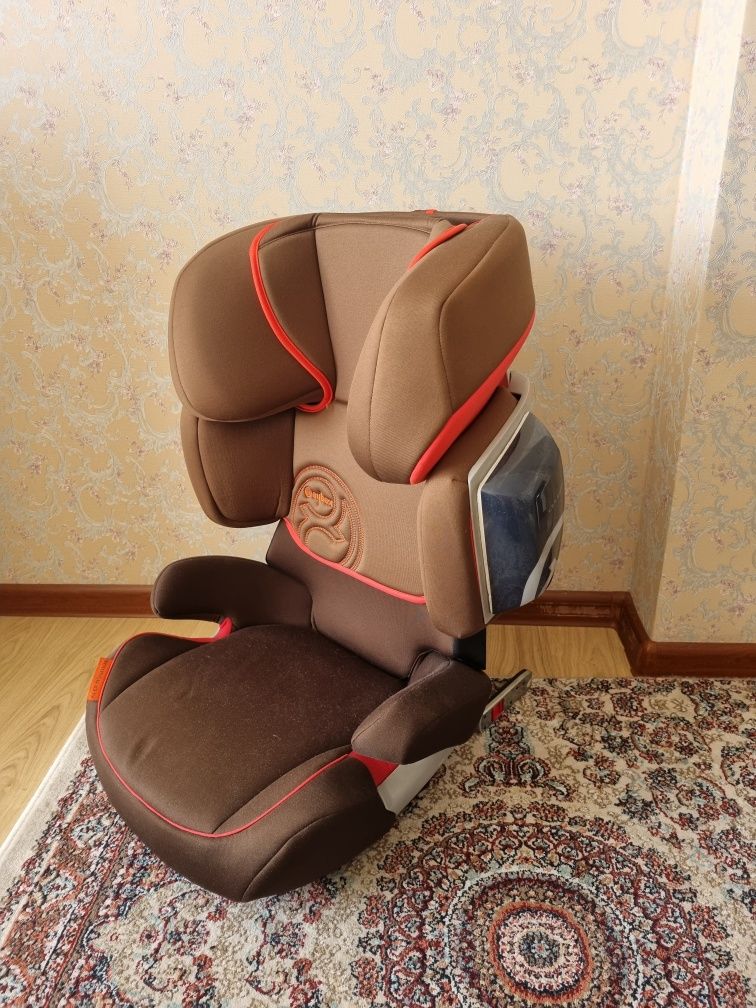 Автокресло Cybex