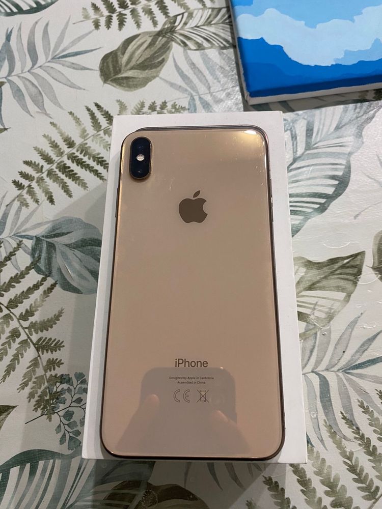 Продаю Iphone XS MAX 256gb