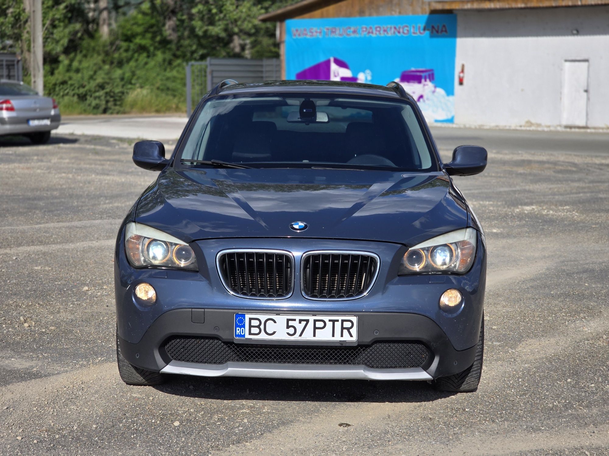 Vând BMW X1 X Drive