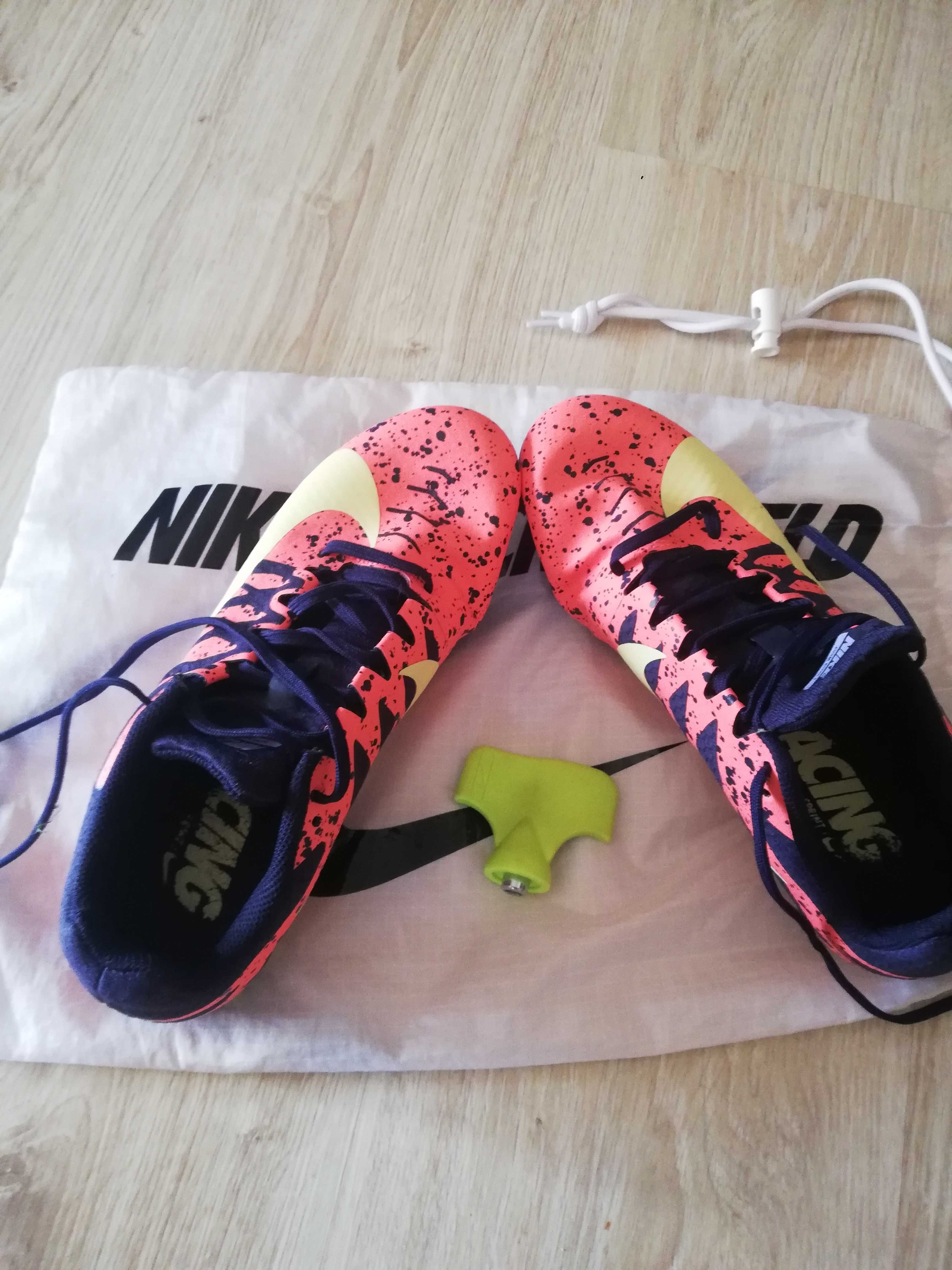 Шпайкове Nike 40