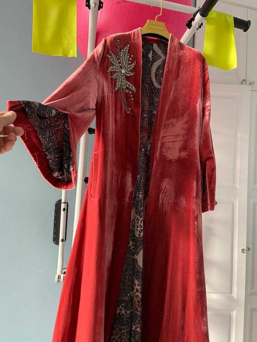 Продаю эксклюзивный шапан  из коллекции