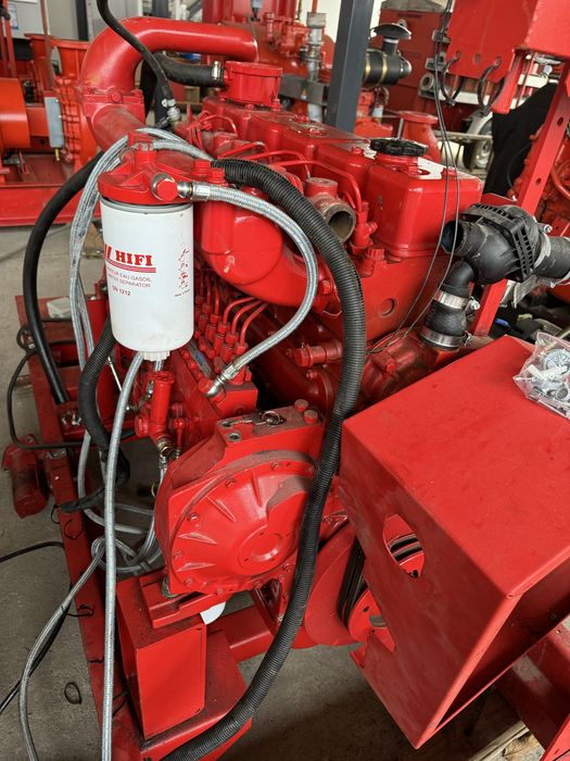 Motor doosan diesel 6 cilindri