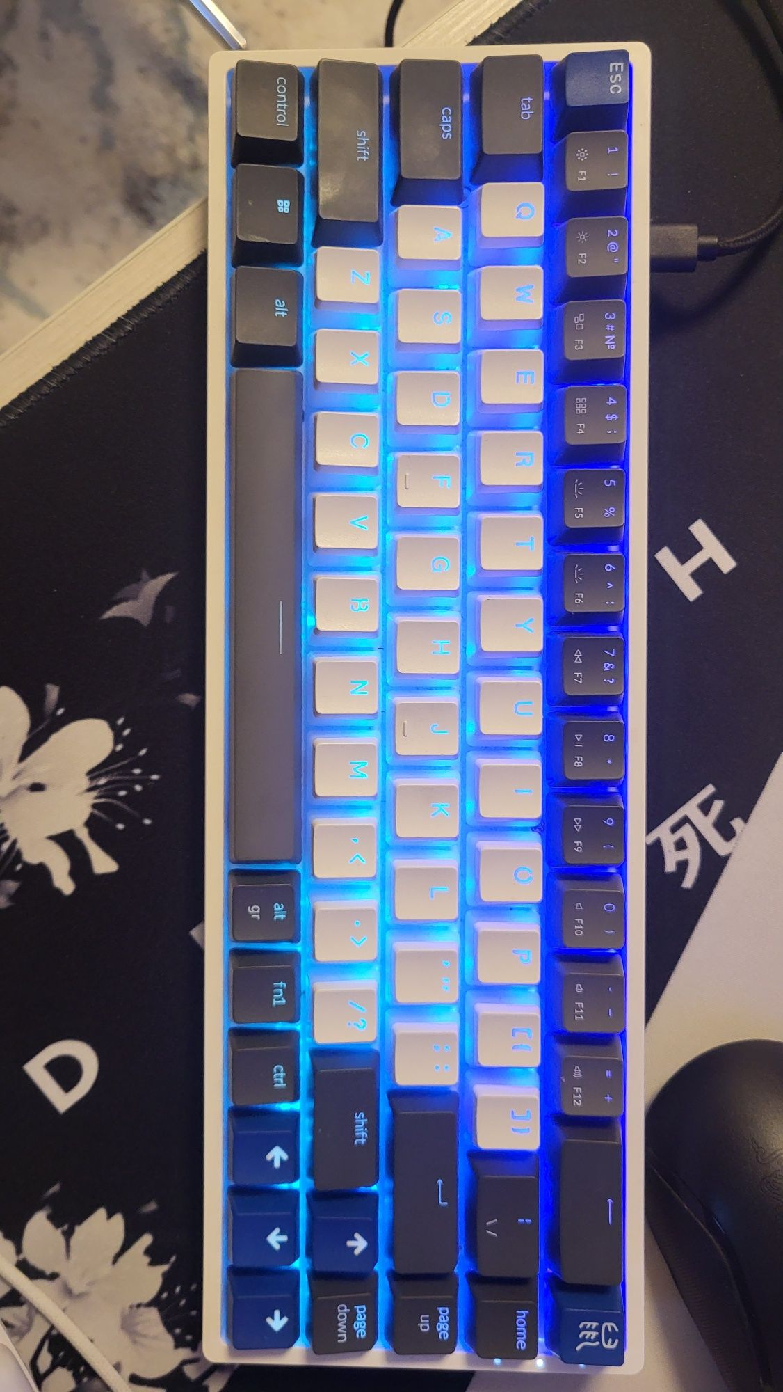 Akko 3068B plus+