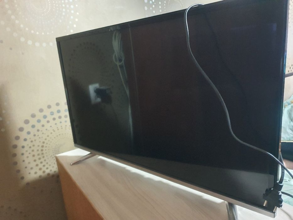 Продам телевизор
