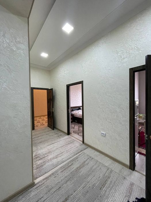 Срочно сотилади 2 хонали янги новастройка квартира. Юнусободга яқин