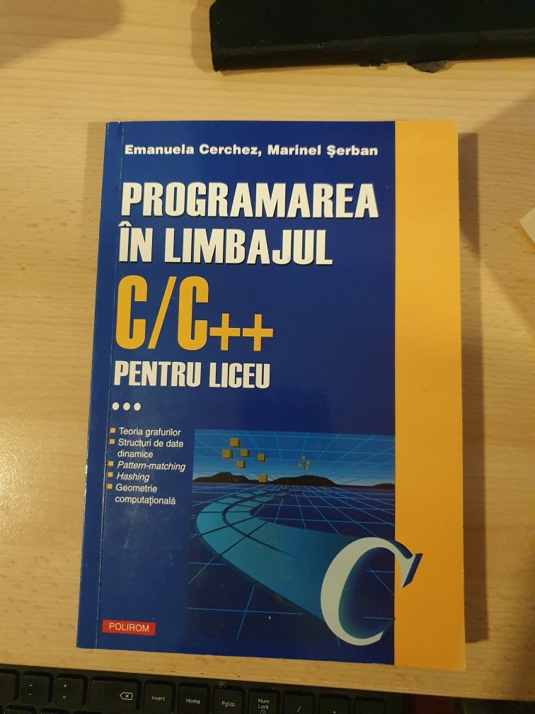 Carte Programarea în limbajul C/C++ Pentru Liceu