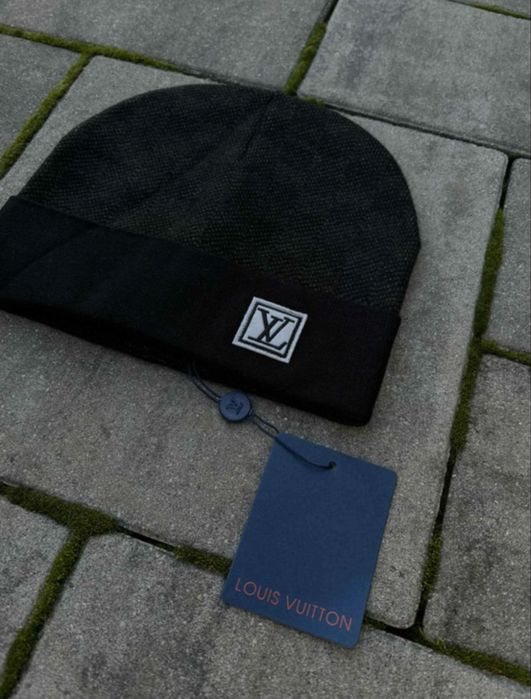 Fes Louis Vuitton Negru