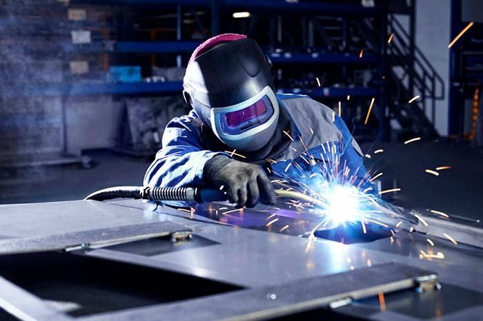 Услуги  Сварщик  на выезд. Газосварщик. Отопление. 24/7