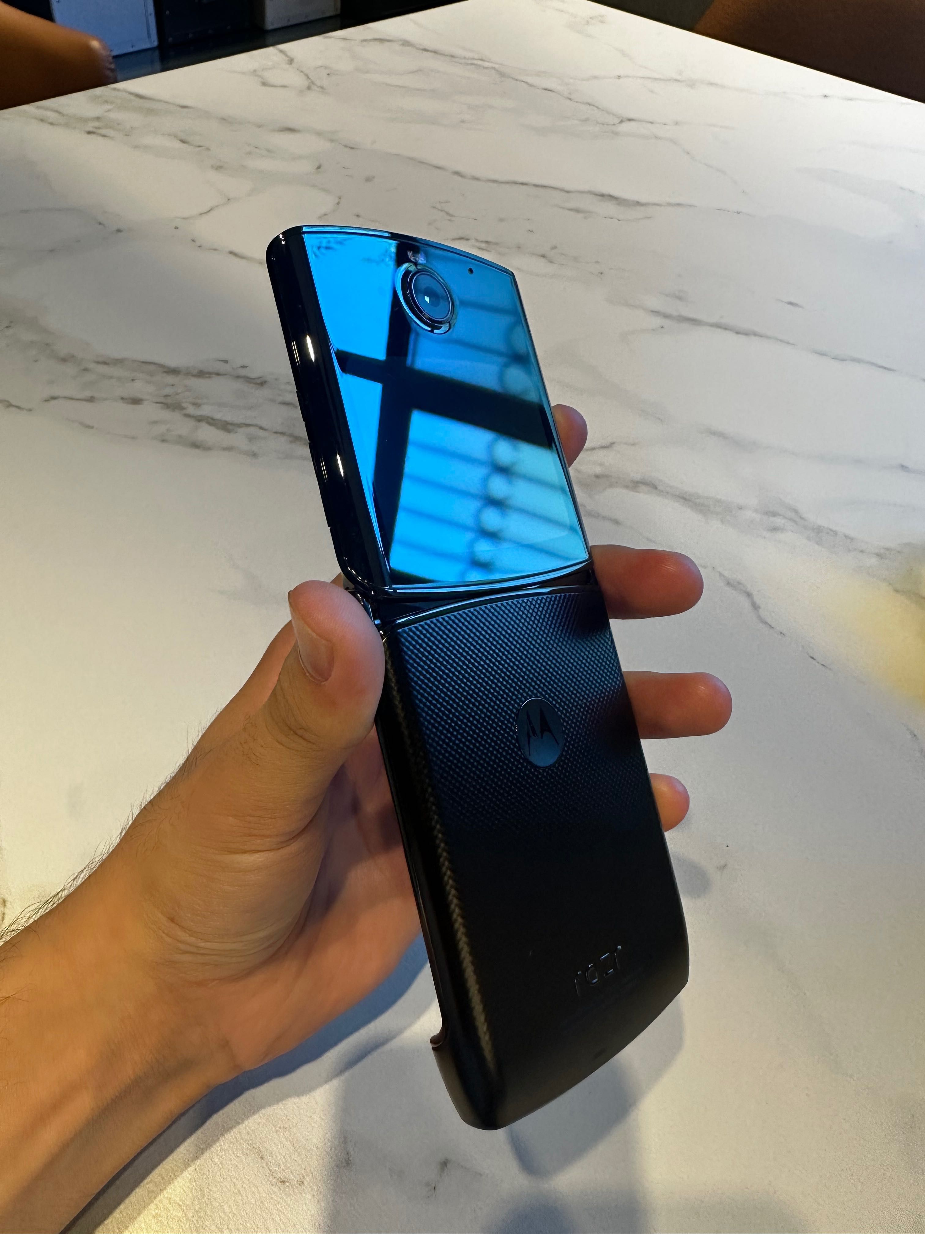 Motorola Razr Flip 2019