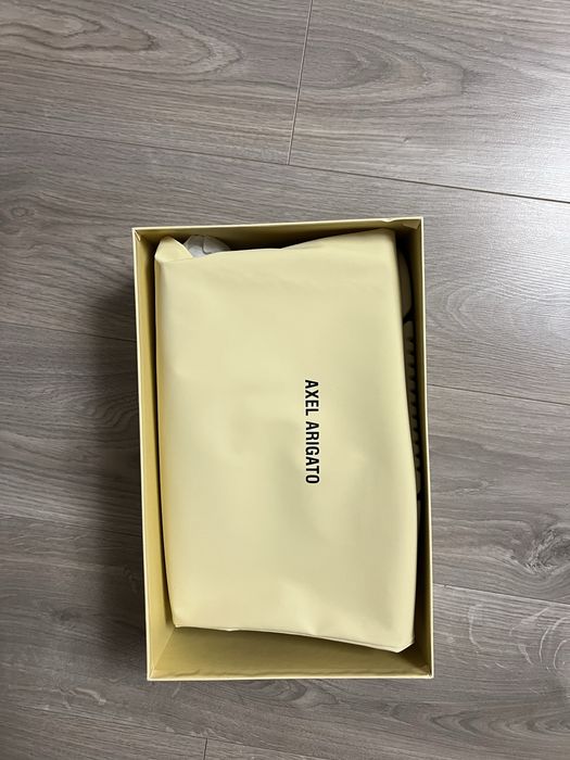 Axel Arigato Genesis 100% Original