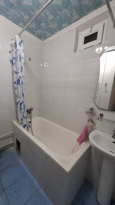 Продам свою спецплан Чорсу Карасарай 1/8/9 чистая 38м2