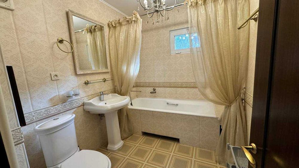 Продается просторная квартира!