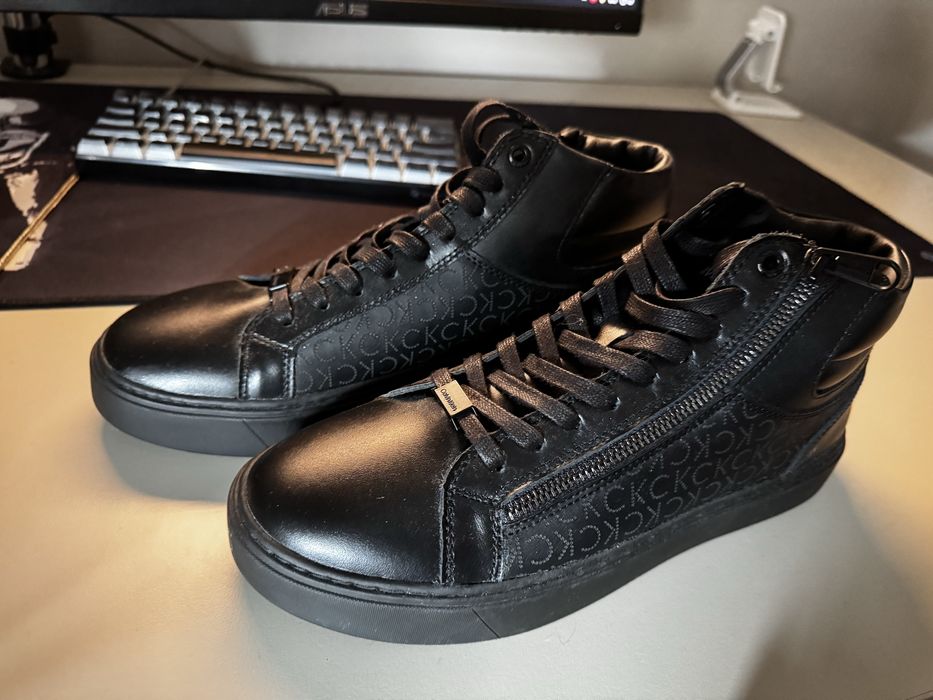 Calvin Klein High Top cu fermoar.