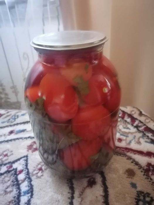 Продам соленья, огурцы, помидоры дачные