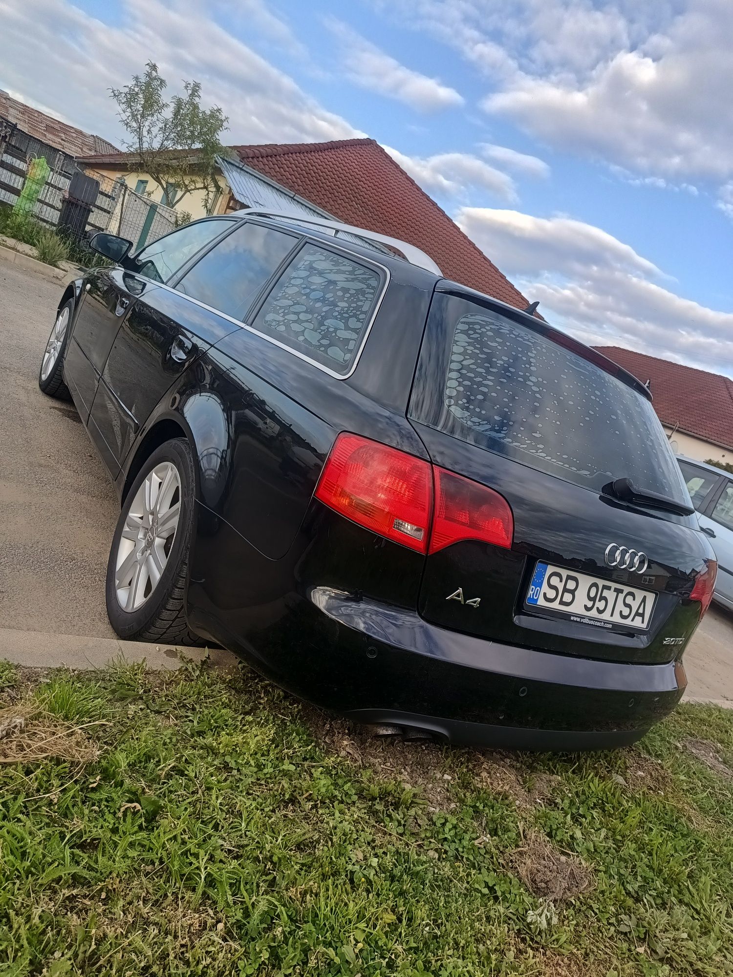 Vând Audi A4 B7 preț 3600€